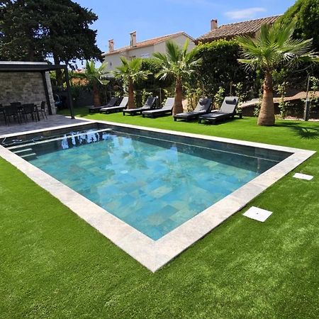 Etoile Du Berger Saint Aygulf 3 Villas Et 4 Appartements Jardin Individuel Et Piscine Chauffee En Saison - La Mer Et Les Plages 450 M Exteriör bild
