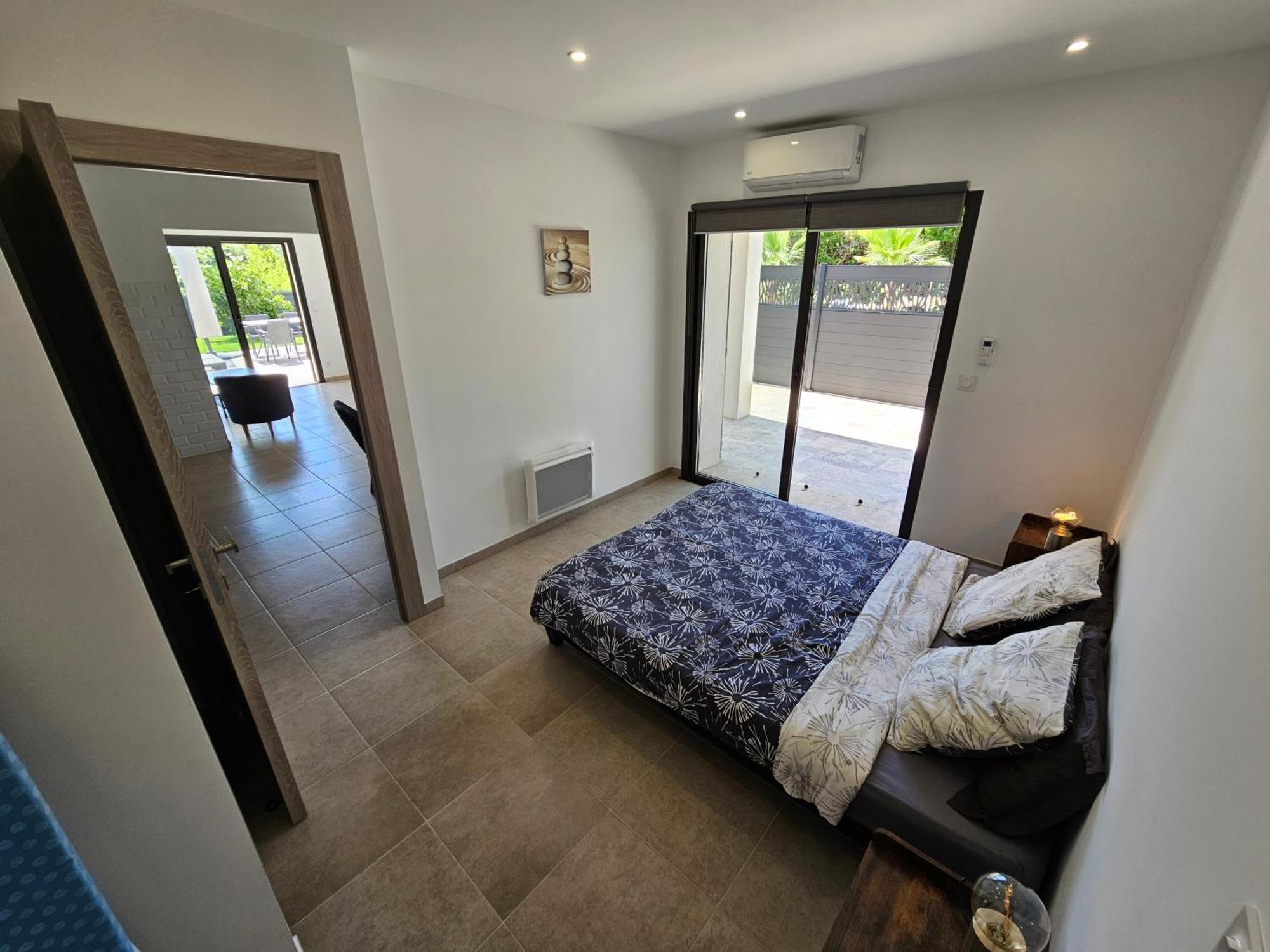 Etoile Du Berger Saint Aygulf 3 Villas Et 4 Appartements Jardin Individuel Et Piscine Chauffee En Saison - La Mer Et Les Plages 450 M Exteriör bild
