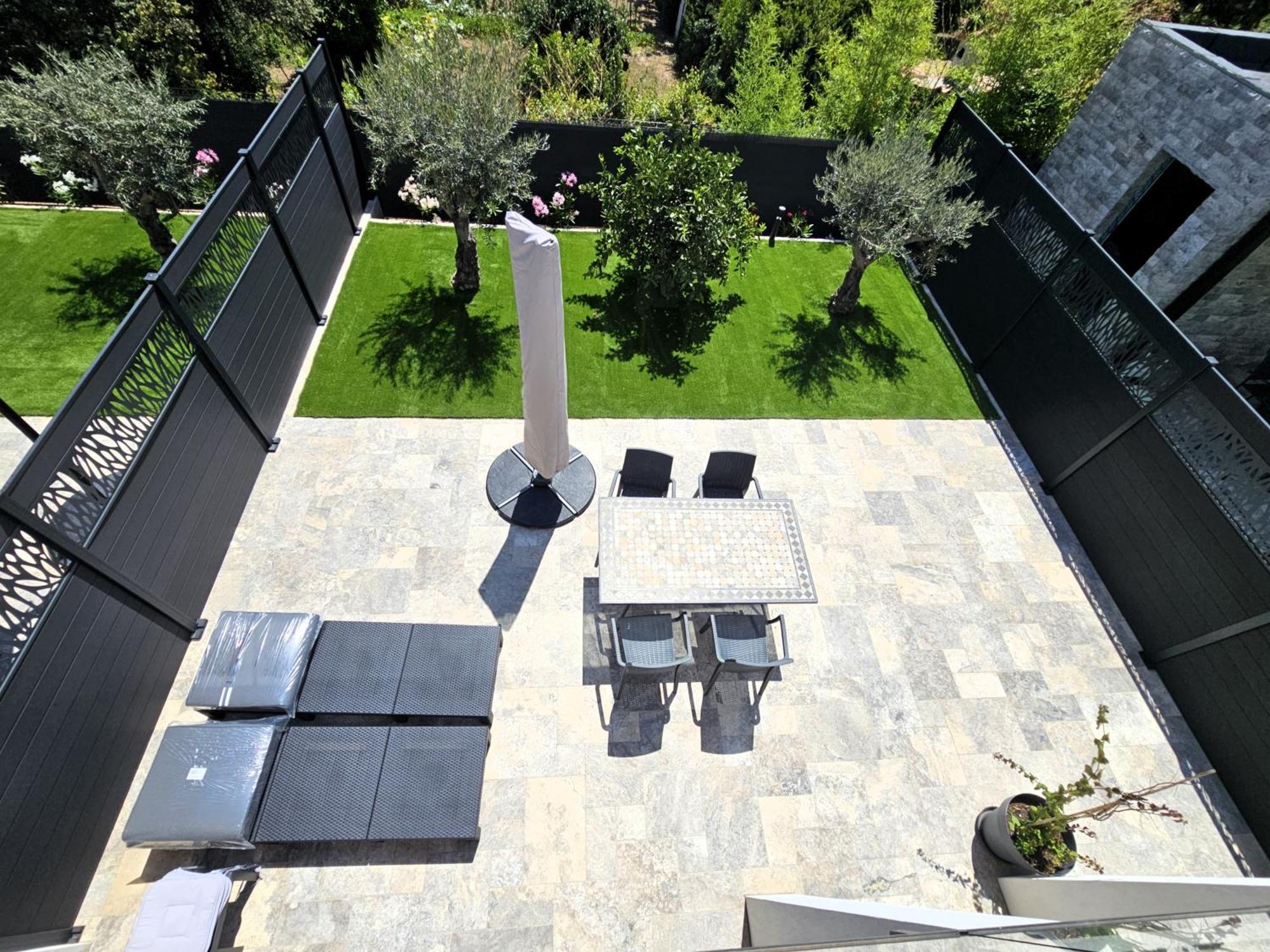 Etoile Du Berger Saint Aygulf 3 Villas Et 4 Appartements Jardin Individuel Et Piscine Chauffee En Saison - La Mer Et Les Plages 450 M Exteriör bild