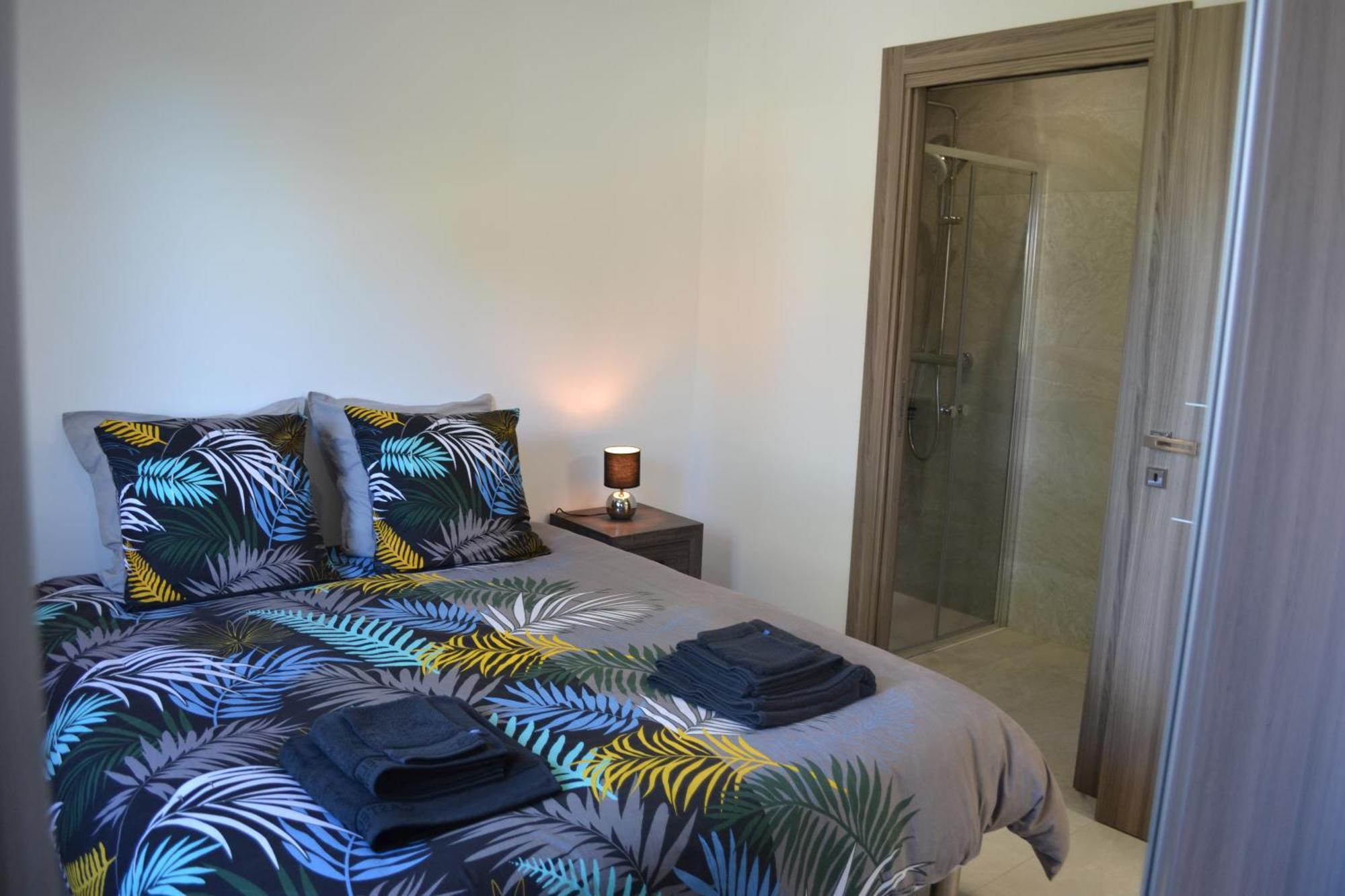 Etoile Du Berger Saint Aygulf 3 Villas Et 4 Appartements Jardin Individuel Et Piscine Chauffee En Saison - La Mer Et Les Plages 450 M Exteriör bild