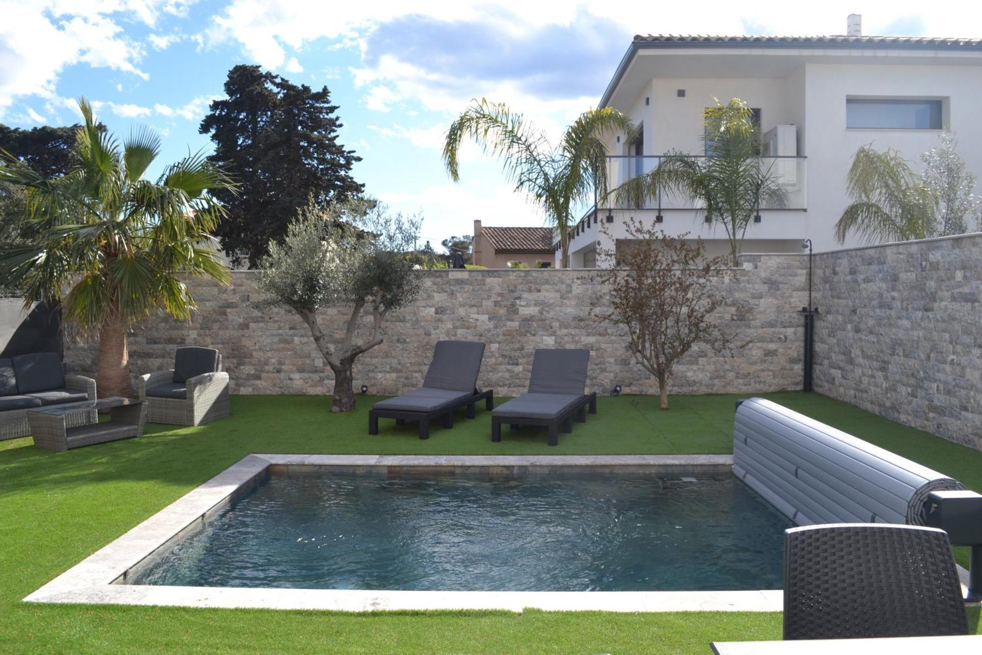 Etoile Du Berger Saint Aygulf 3 Villas Et 4 Appartements Jardin Individuel Et Piscine Chauffee En Saison - La Mer Et Les Plages 450 M Exteriör bild