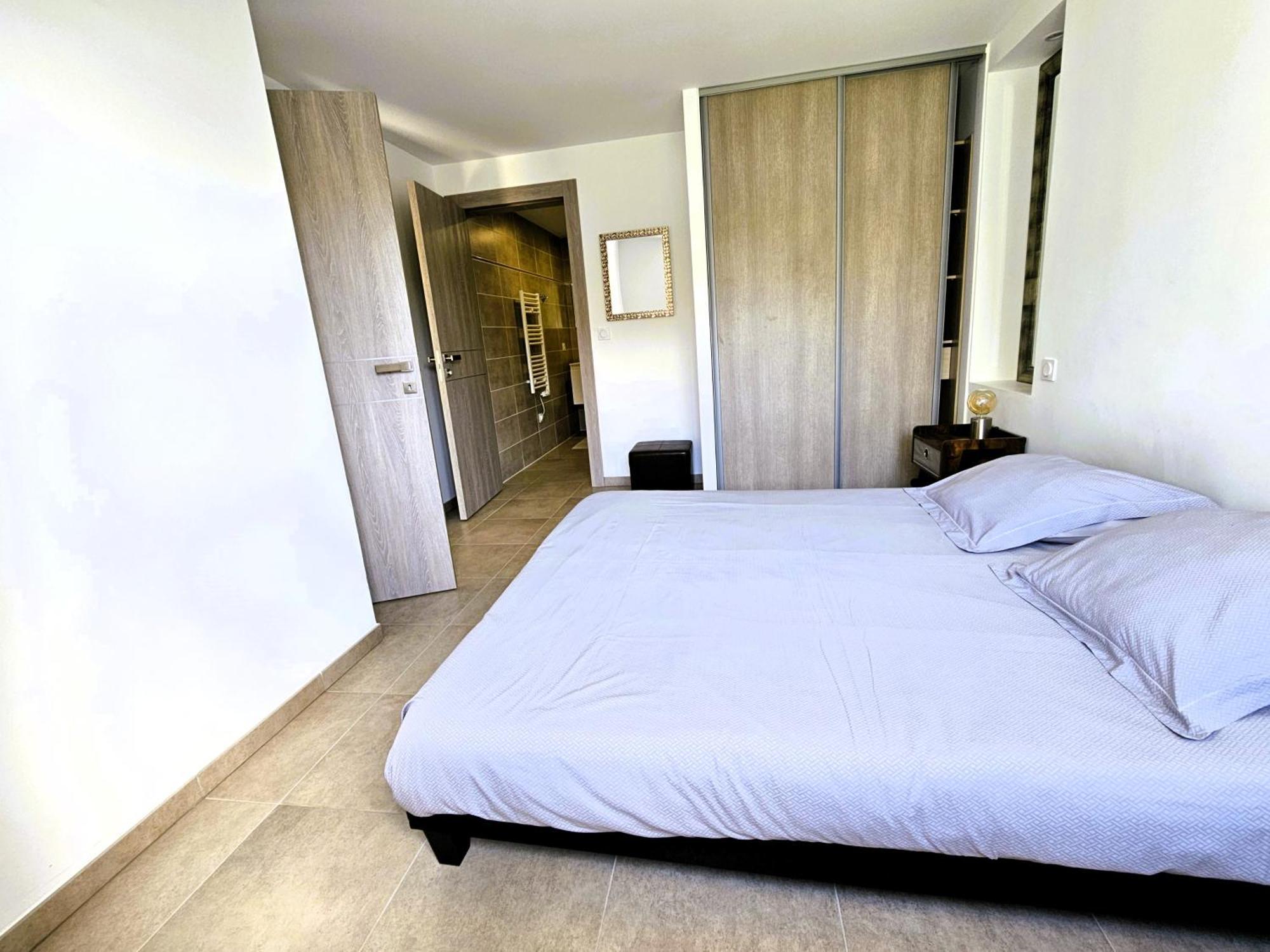 Etoile Du Berger Saint Aygulf 3 Villas Et 4 Appartements Jardin Individuel Et Piscine Chauffee En Saison - La Mer Et Les Plages 450 M Exteriör bild